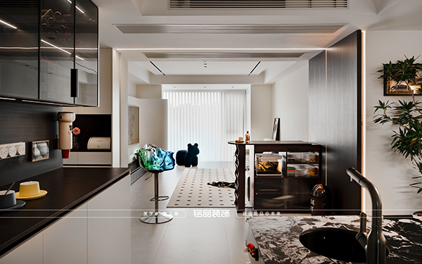 台州装修衣帽间如何设计才能利用最大化!