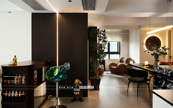 台州装修衣帽间如何设计才能利用最大化!